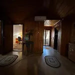 Villa 8 Oaspeti *