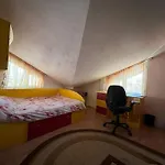 Villa 8 Oaspeti Bucareste