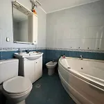 Villa 8 Oaspeti