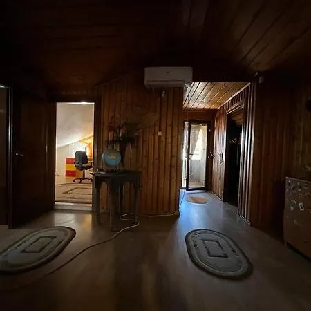Villa 8 Oaspeti *