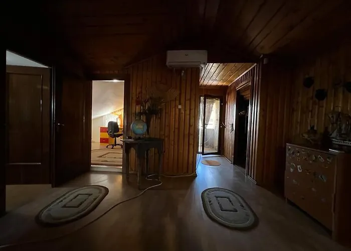 Villa 8 Oaspeti *