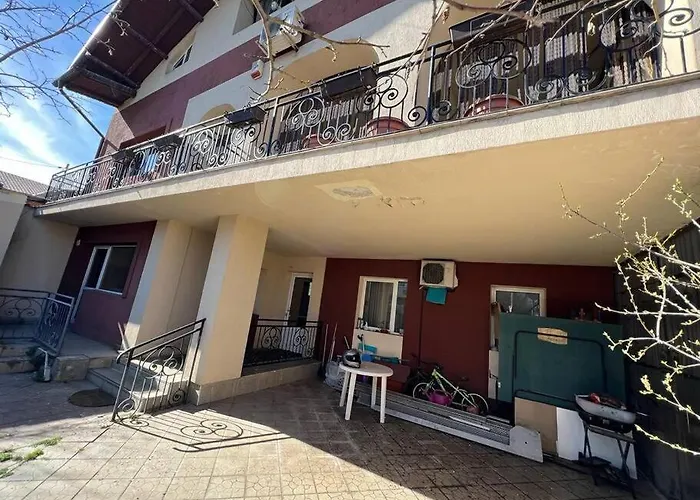 Villa 8 Oaspeti