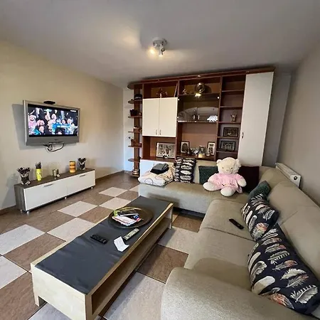Villa 8 Oaspeti